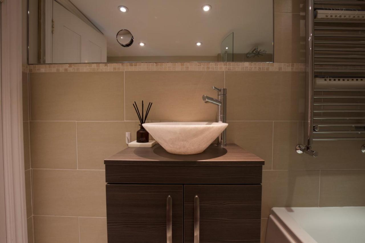 Large 2 Beds Flat Overlooking Clapham Common Park Лондон Екстер'єр фото